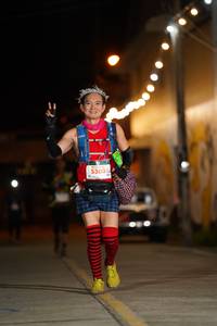 BIB: 5300
                            <button type="button" onclick="openModal(21744575)" class="btn btn-primary btn-sm float-right btn-popup" data-toggle="modal" data-target=".modal-high-quality">
                        <i class="fas fa-shopping-cart"></i> Add to Cart
                    </button>
                                            <button type="button" onclick="isThisMe(21744575, true)" class="btn btn-success btn-sm float-right btn-popup btn-isme hidden" data-toggle="tooltip" data-placement="bottom" title="นี่คือรูปของคุณใช่ไหม คลิกที่นี่เพื่อเอาเข้าอัลบั้ม">
                        <i class="fas fa-plus"></i> Add to album
                    </button>
                    <button type="button" onclick="isThisMe(21744575, false)" class="btn btn-warning btn-sm float-right btn-popup btn-isnotme hidden">
                        <i class="fas fa-ban"></i> Remove from album
                    </button>